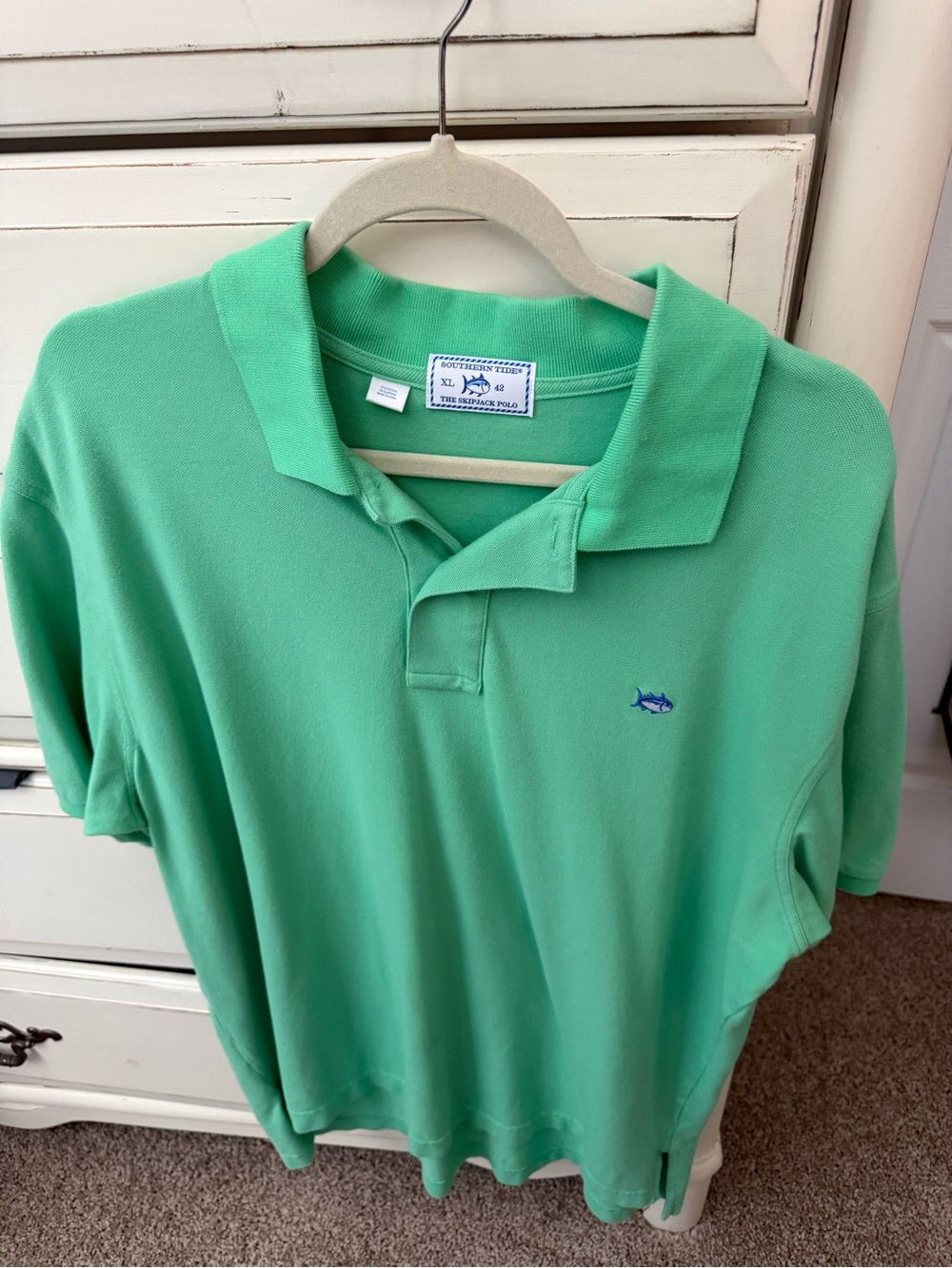 Southern Tide Men's Polo Shirt Green with Blue Fish Logo